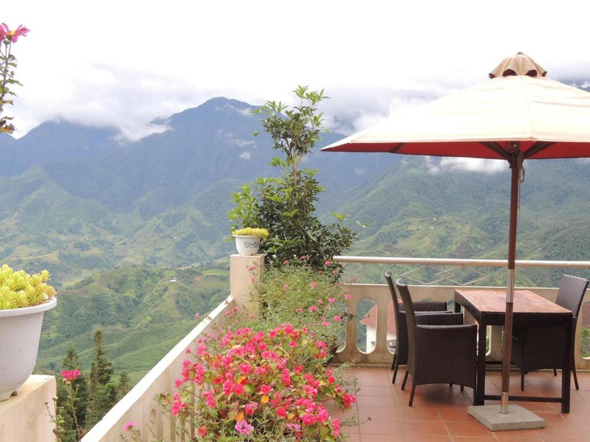 Hmong Sapa Hotel Exterior photo