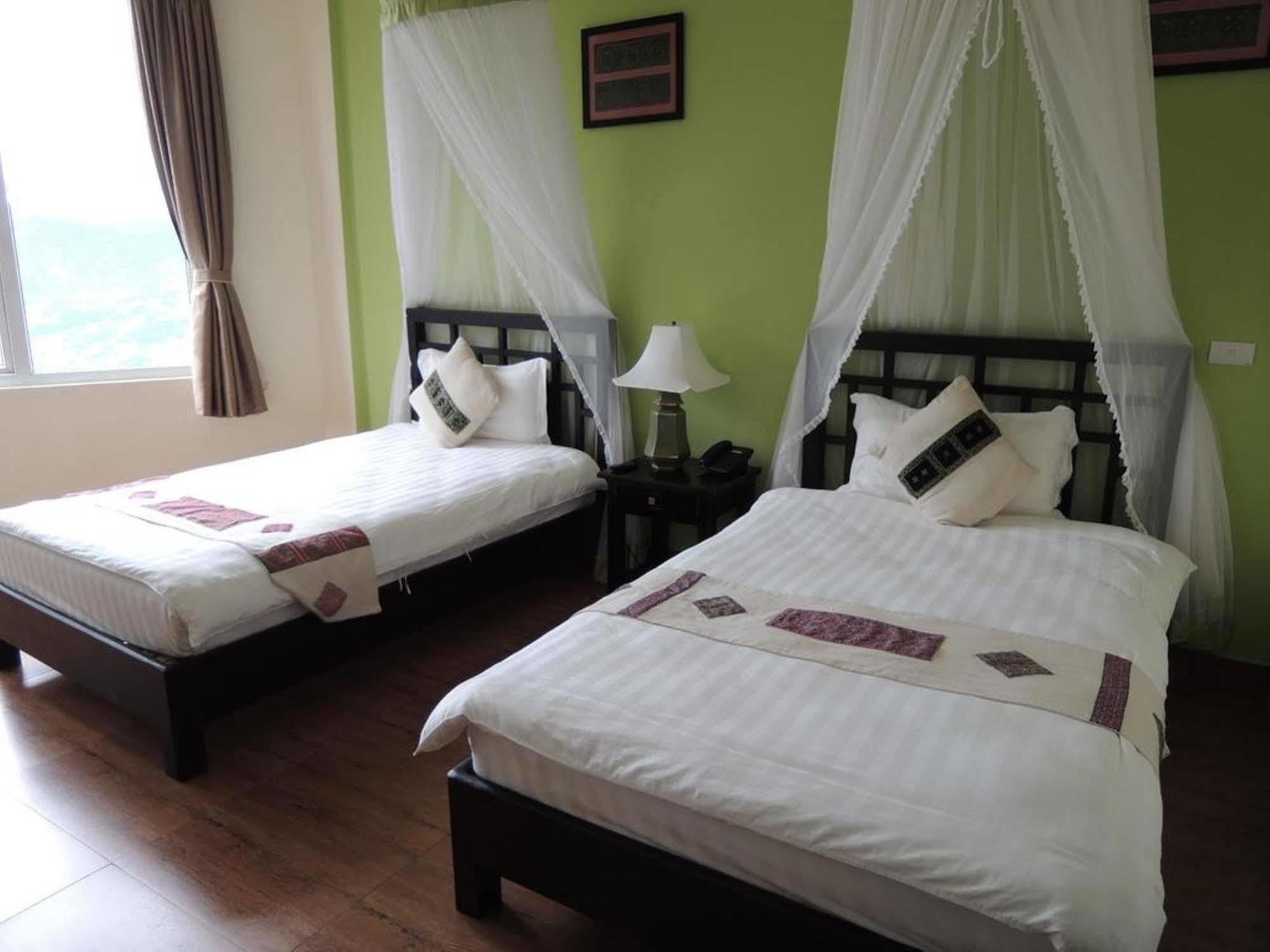 Hmong Sapa Hotel Exterior photo